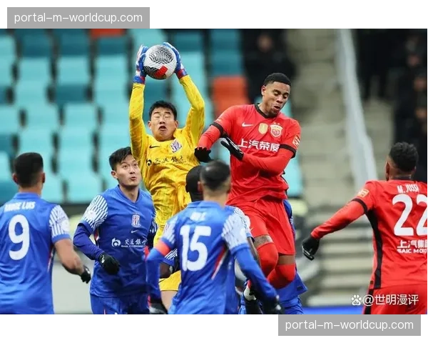 上海海港一场德比重伤四名首发，队医水平遭外界质疑